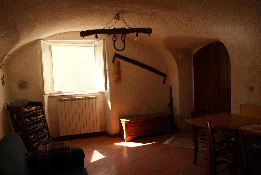 شقة Casa Stefania Lorano الغرفة الصورة