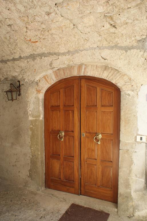 شقة Casa Stefania Lorano الغرفة الصورة